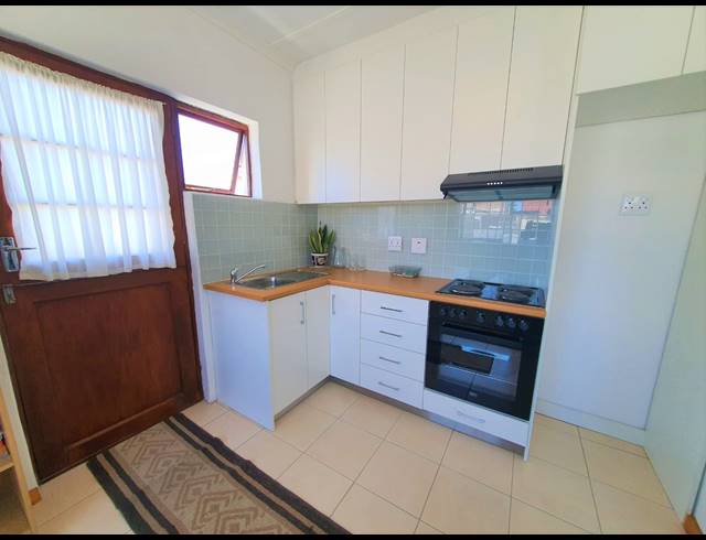 1 BEDROOM APARTMENT TO LET IN GOODWOOD PARK